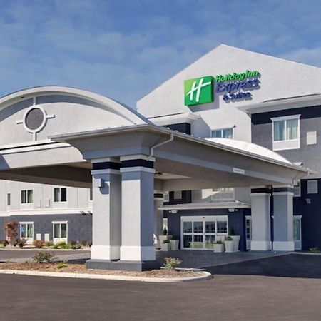 Holiday Inn Express & Suites North Fremont By Ihg Екстер'єр фото