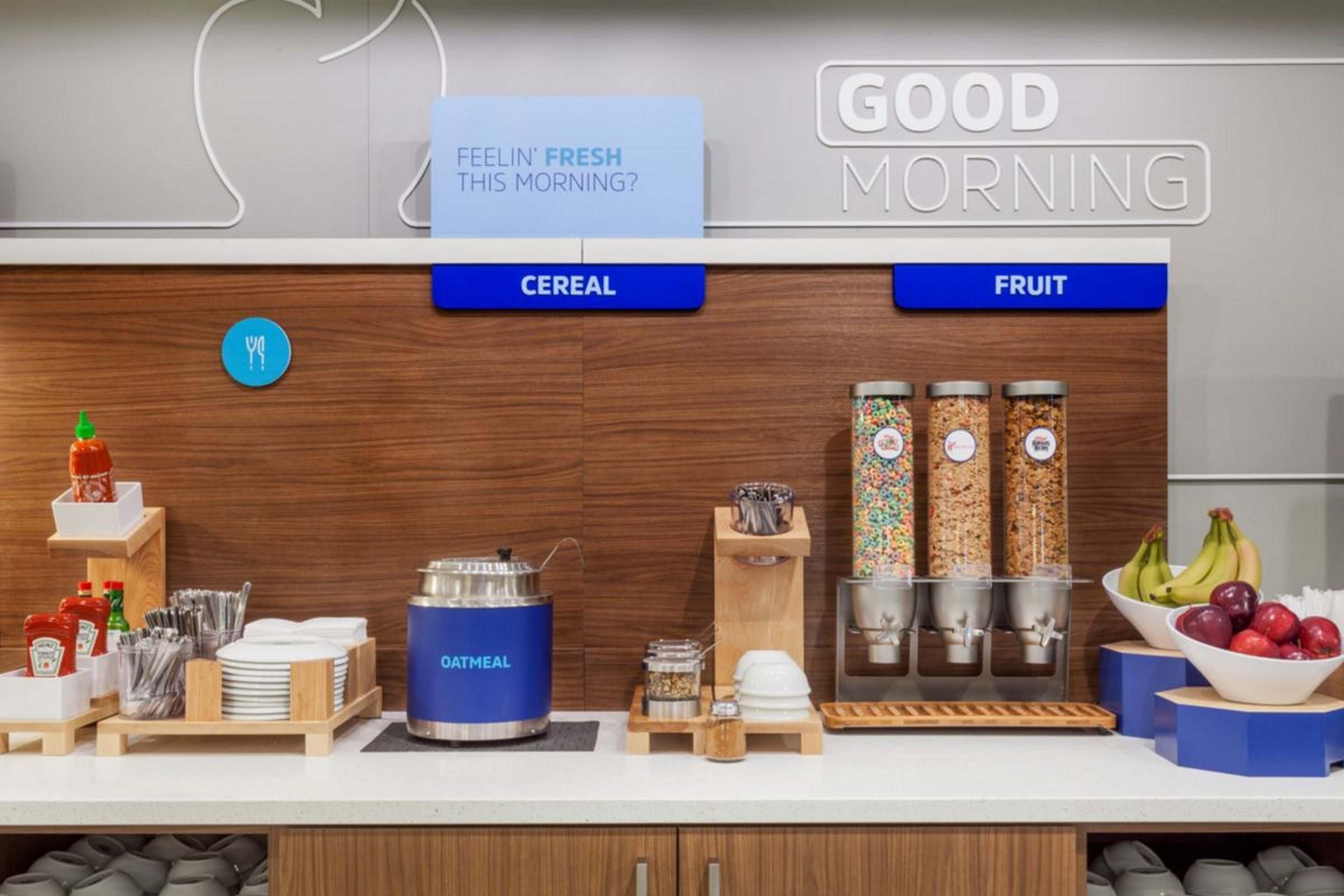 Holiday Inn Express & Suites North Fremont By Ihg Екстер'єр фото