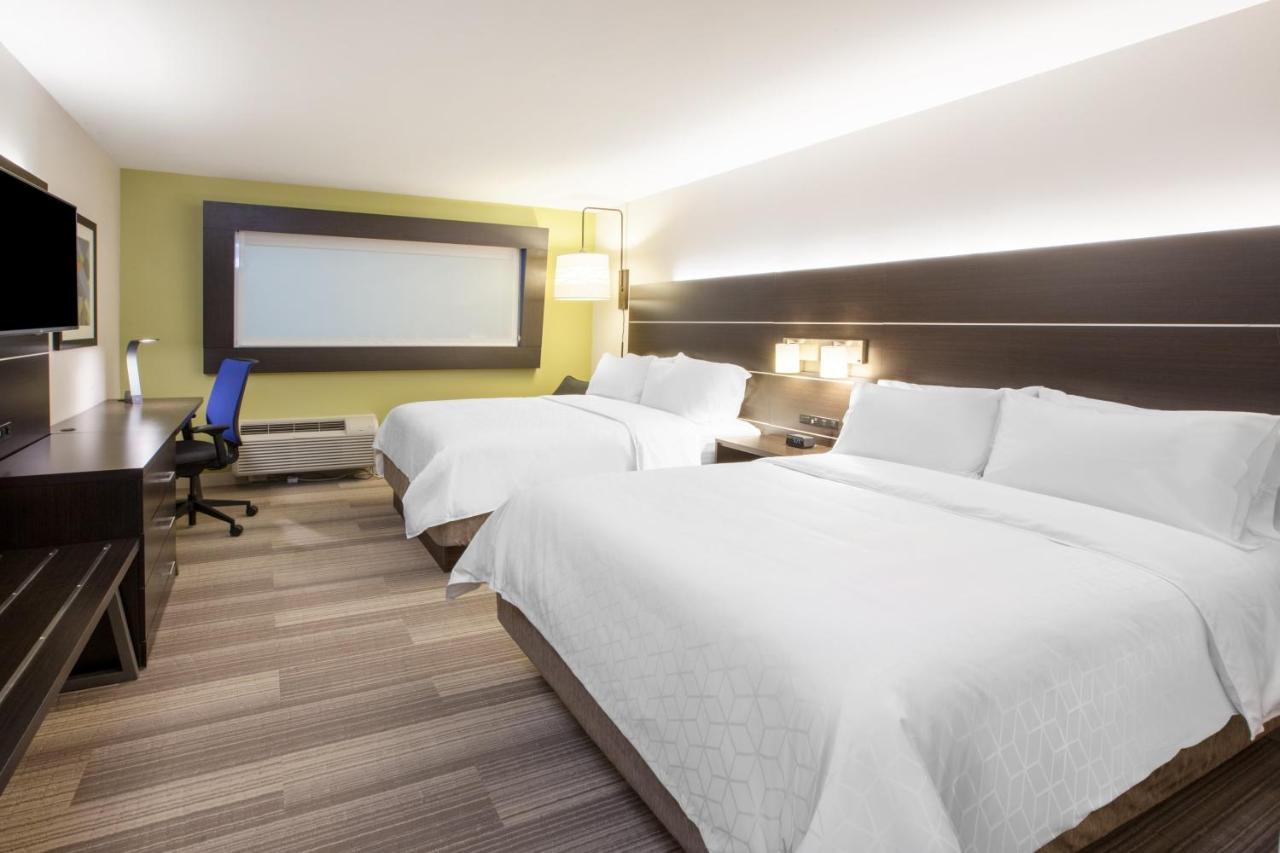 Holiday Inn Express & Suites North Fremont By Ihg Екстер'єр фото