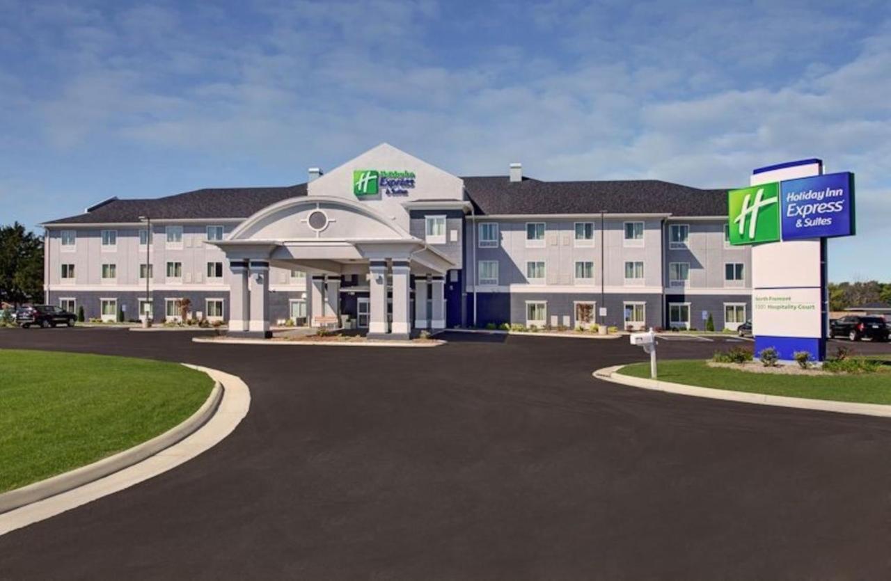 Holiday Inn Express & Suites North Fremont By Ihg Екстер'єр фото